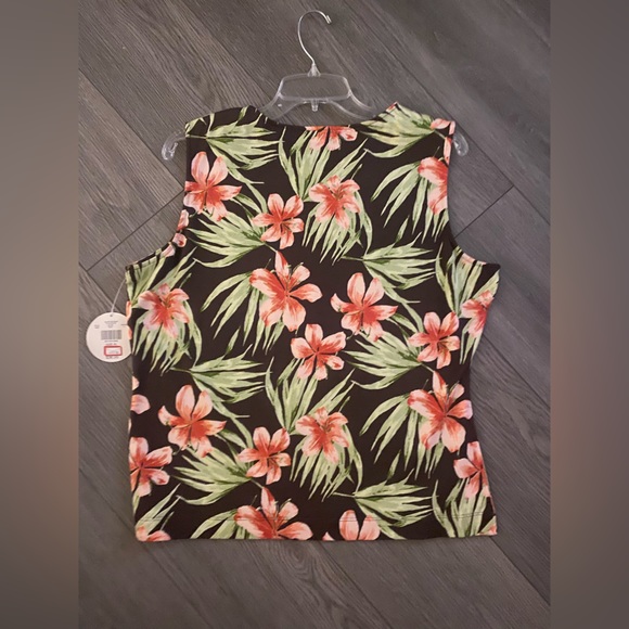 Valerie Steven’s - Women’s XL “Floral” Sleeveless Top - Picture 2 of 5